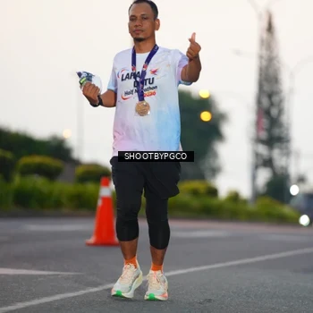 Runner Photo 7833692