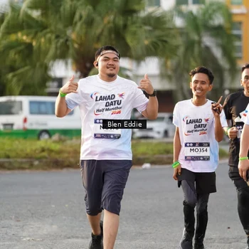 Runner Photo 7833702