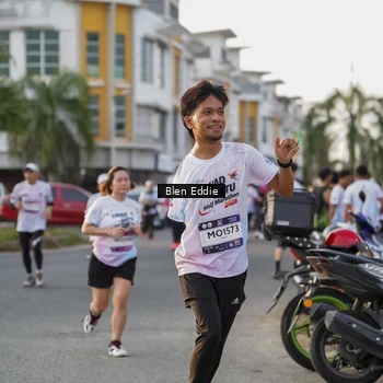 Runner Photo 7833709
