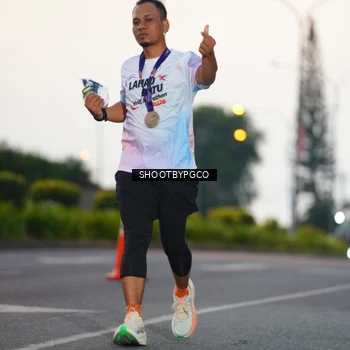Runner Photo 7833720
