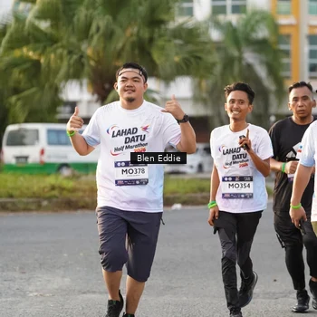 Runner Photo 7833722