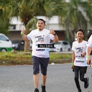 Runner Photo 7833727