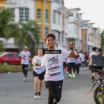 Runner Photo 7833729