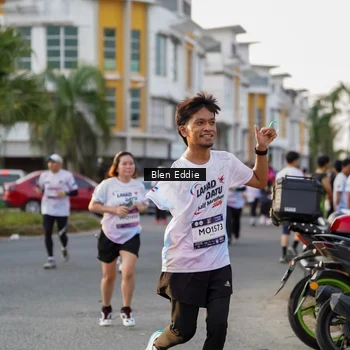 Runner Photo 7833747