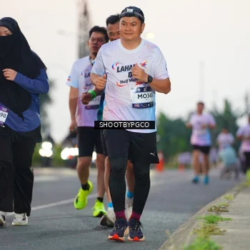 Runner Photo 7833754