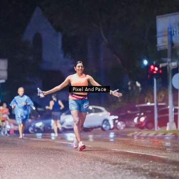 Runner Photo 7833756