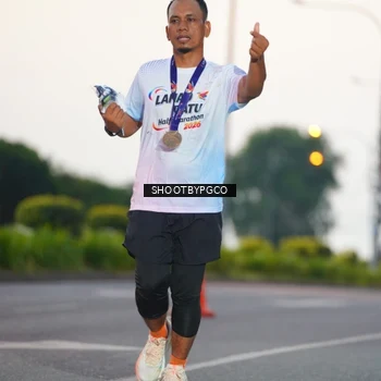 Runner Photo 7833761