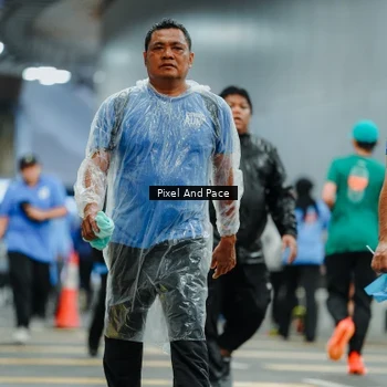 Runner Photo 7833765