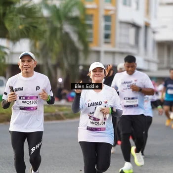 Runner Photo 7833771