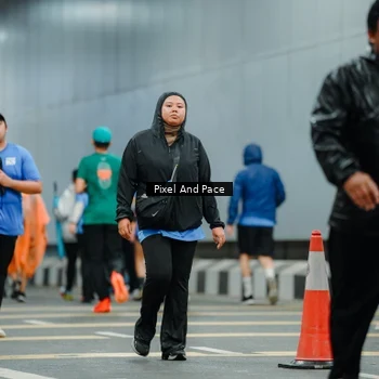 Runner Photo 7833783
