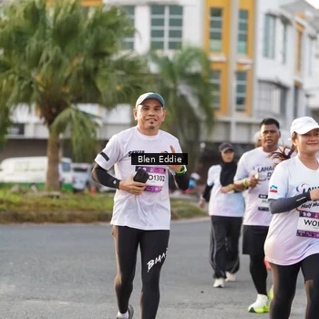 Runner Photo 7833789