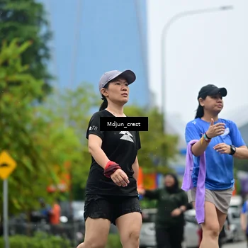 Runner Photo 7833872