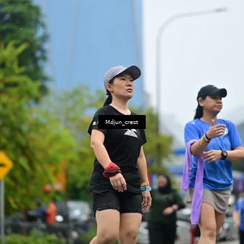 Runner Photo 7833878