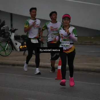 Runner Photo 7833887