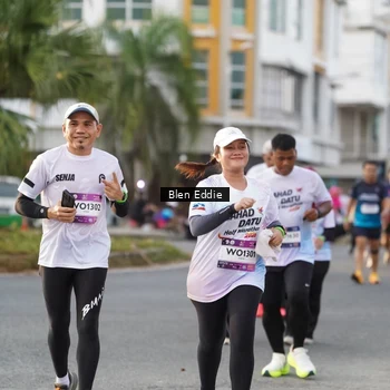 Runner Photo 7833924