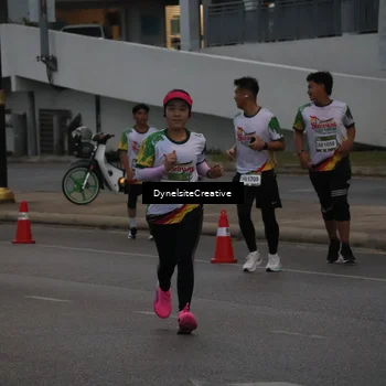 Runner Photo 7833941