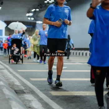 Runner Photo 7833951