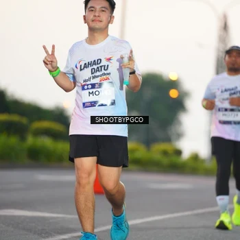 Runner Photo 7833964