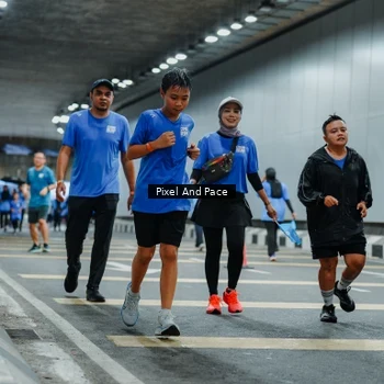 Runner Photo 7834010