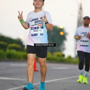 Runner Photo 7834011