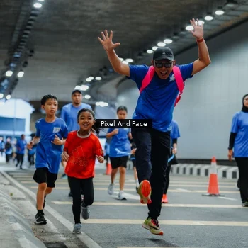 Runner Photo 7834014