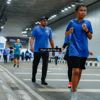 Runner Photo 7834019