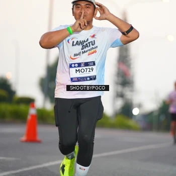 Runner Photo 7834038