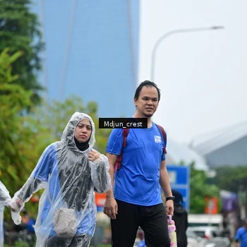 Runner Photo 7834055
