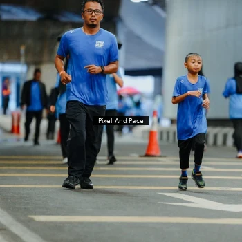 Runner Photo 7834064