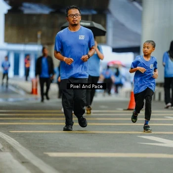 Runner Photo 7834066