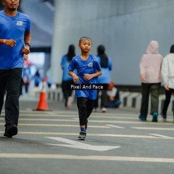 Runner Photo 7834082