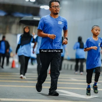 Runner Photo 7834084