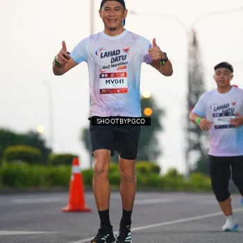 Runner Photo 7834098