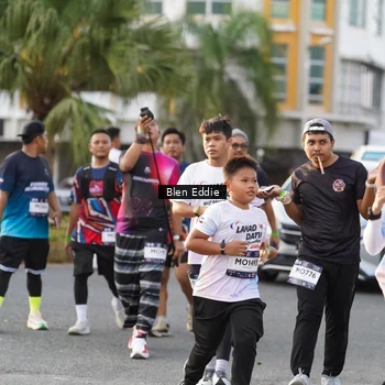 Runner Photo 7834106