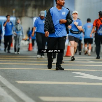 Runner Photo 7834159