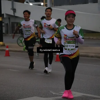 Runner Photo 7834169