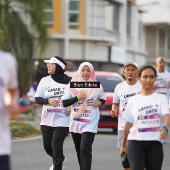 Runner Photo 7834276