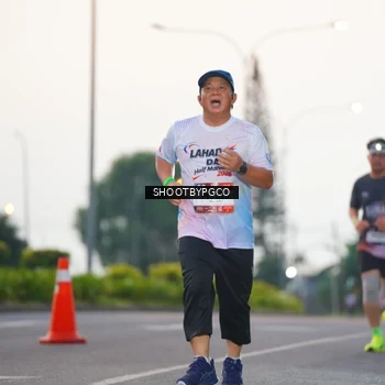 Runner Photo 7834281
