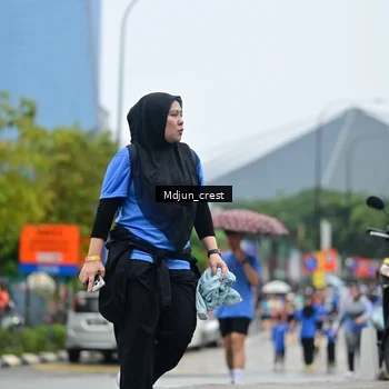 Runner Photo 7834291