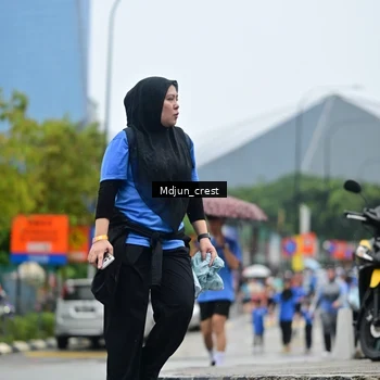 Runner Photo 7834296
