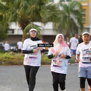 Runner Photo 7834332