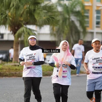 Runner Photo 7834356