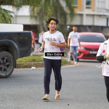Runner Photo 7834363