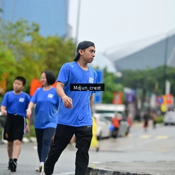 Runner Photo 7834370