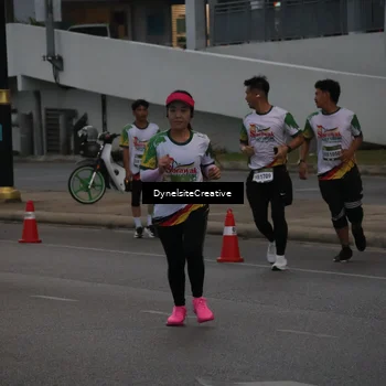 Runner Photo 7834396