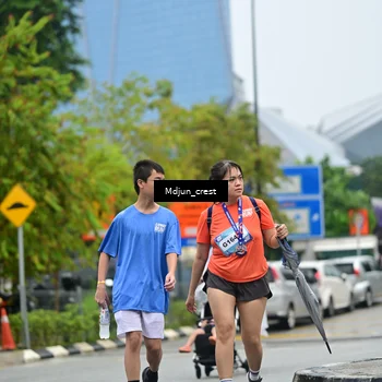 Runner Photo 7834413
