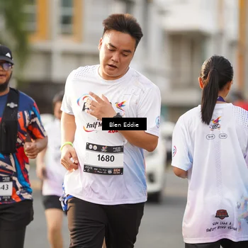 Runner Photo 7834550