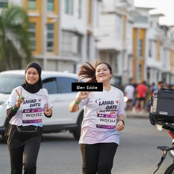 Runner Photo 7834690