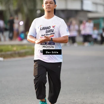 Runner Photo 7834772