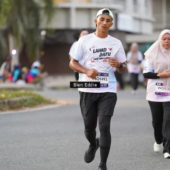Runner Photo 7834803